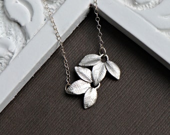 Silver Leaf Necklace - Bridesmaid Gift Idea, Mother of the Bride Gift, Wedding Jewelry, Best Friend Gift, Gold Nature Jewelry, Autumn Gift