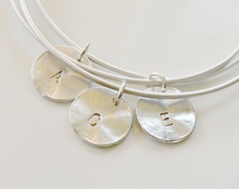 Custom Personalized 3 initial Discs SILVER Bangle Set of Three, Personalized Jewelry, Initial Bracelet, Bridesmaid Jewelry, Family Bracelet