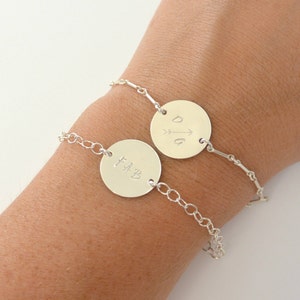 SILVER Personalized Name Disc Bracelet, Custom Name Bracelet, Couples Bracelet, Name ID Bracelet, Silver Link Bracelet, Bridesmaid Gift Idea