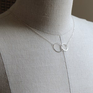 2 Sisters Necklace, Mother Daughter Necklace, Big Sister, Lil Sister Gift, Interlocking Circle Necklace Sterling Silver, Anniversary Present image 5