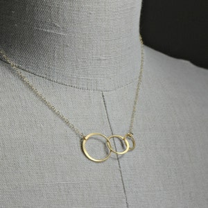 Interlocking Circles Necklace 14k Gold Filled Mother and Children, Family, Couples, Wife, Sisters, Lovers image 5