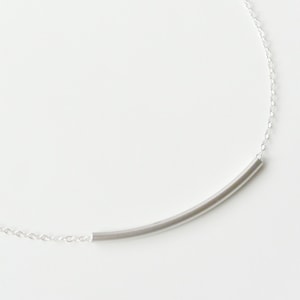 Silver Tube Necklace, Silver Bar Necklace, Curved Tube Necklace, Simple Everyday Layering necklace, Minimalist Jewelry, Dainty Tube Necklace