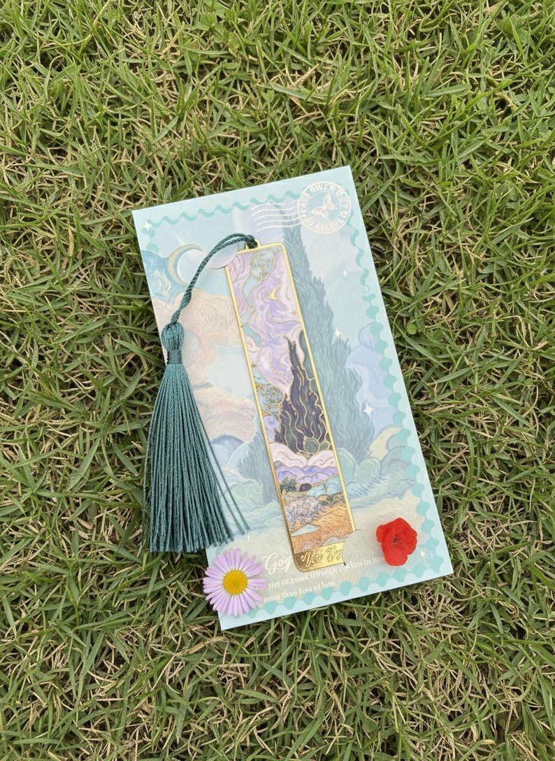 Marcapáginas de Monet y Van Gogh: Diseños elegantes en metal Cypress Field