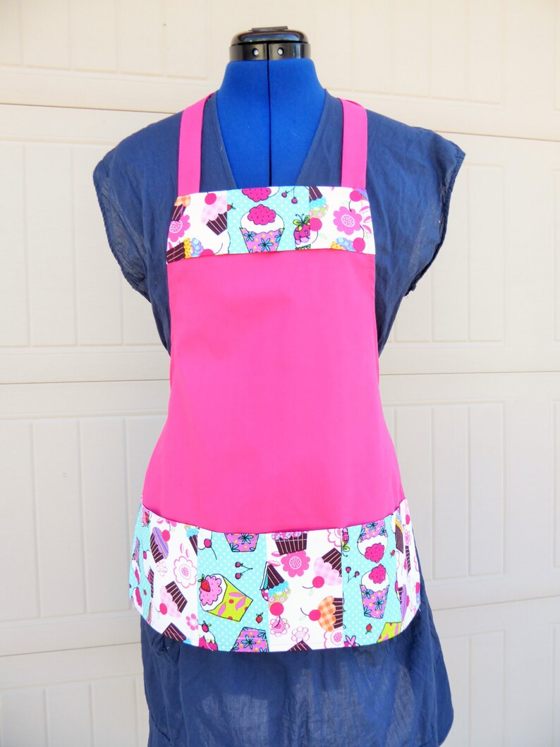 Patchwork Quilt print Kids apron Size 4-6-8-Young Adult Apron Kids Apron.