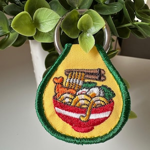 Ramen Keychain – Japanese Embroidered Food Charm, Cute Gift for Bag or Backpack