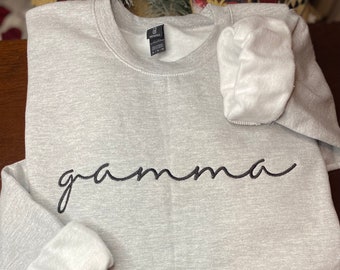 personalized custom Embroidered Mama - Grandma - Gamma - Gigi - Nana sweatshirt pullover gift