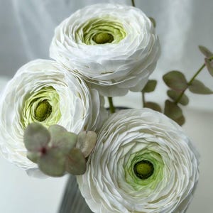 Ranunculus. Polymer clay flowers. Artificial flower. Bouquet for home decor and interior design. Handmade flowers. Cold porcelain flowers.