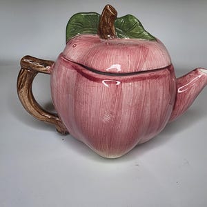Ceramic Apple Teapot Pacific Rim Vintage