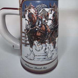Jarra de cerveza navideña Budweiser de 1989