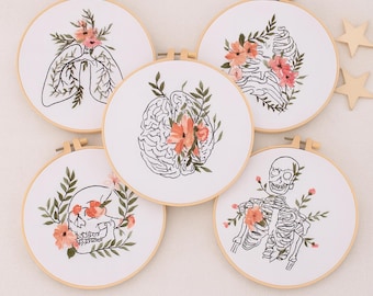 Kit ricamo floreale scheletro: arte fai da te per principianti con telaio - Decorazioni autunnali spettrali