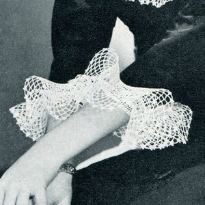 Ladies' 1940s Crocheted Lace Collar and Cuff Set -- PDF CROCHET PATTERN image 2