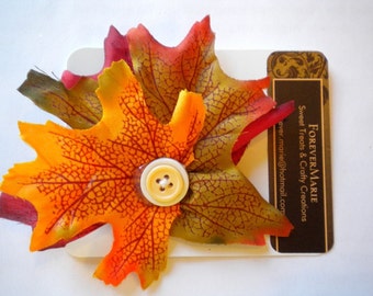 Harvest leaves hairclip with button accent