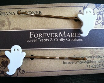 Ghostly Bobby Pins
