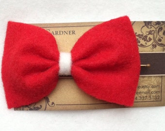 Red felt hair bow bobby pin