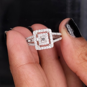 Lab Grown Diamond Engagement Ring: 0.40 Ct White Gold Split Shank Halo