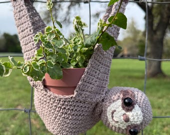 Crochet Sloth Plant Hanger Pattern, Amigurumi Hanging Planter (PDF Pattern)