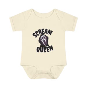 Body de bebé de Scream Queen, body de bebé de terror con cara de fantasma, body de bebé para fans del terror, artículos de terror para bebés, body de bebé con temática de terror imagen 5