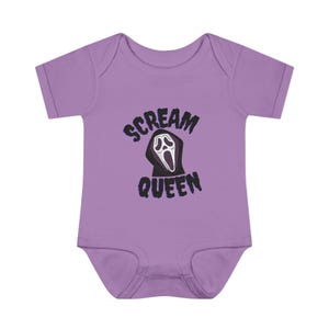 Body de bebé de Scream Queen, body de bebé de terror con cara de fantasma, body de bebé para fans del terror, artículos de terror para bebés, body de bebé con temática de terror imagen 6