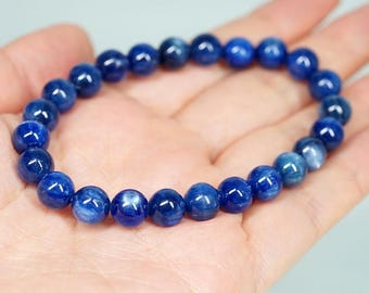 AAA Beautiful Blue Kyanite Simple Design Bracelet Size 8 MM.