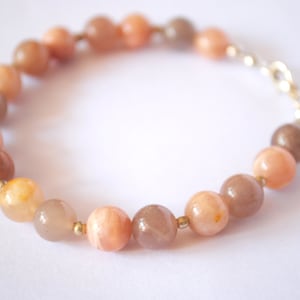 Classy Moonstone Bracelet with Silver Beads