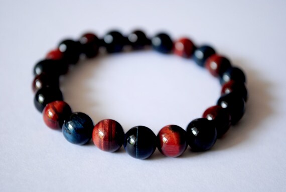 0041 Decorative red and blue beads with tigers eye elastic beaded braclet.