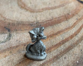 Vintage Pewter Cat Figurine • Tiny 5/8” Miniature Kitty • Silver Pewter Animal • Desk or Shelf Decor