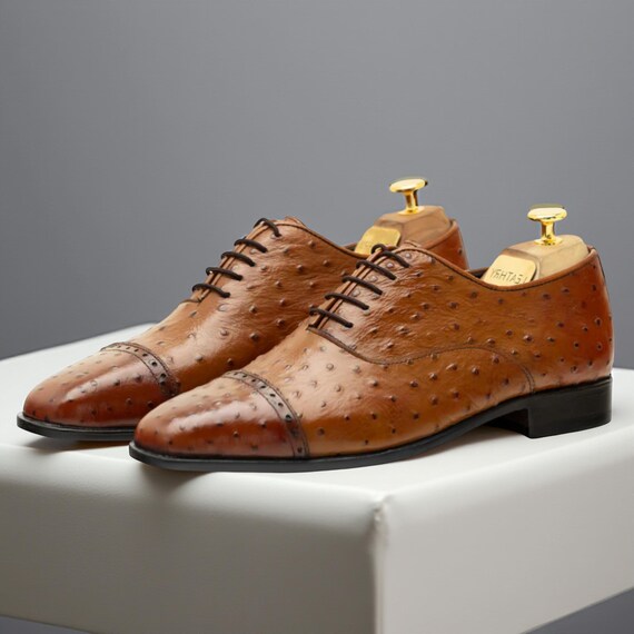 Handmade Ostrich Embossed Leather Oxford Shoes: Brown Cap  display picture 3
