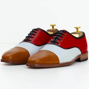 Handmade Tri-Color Leather Oxford Shoes: Vintage Inspired Men&#39;s Dress Shoes