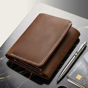 Men's Crazy Horse Leather Trifold Wallet – Vintage Cowhide Card Holder ID Window
