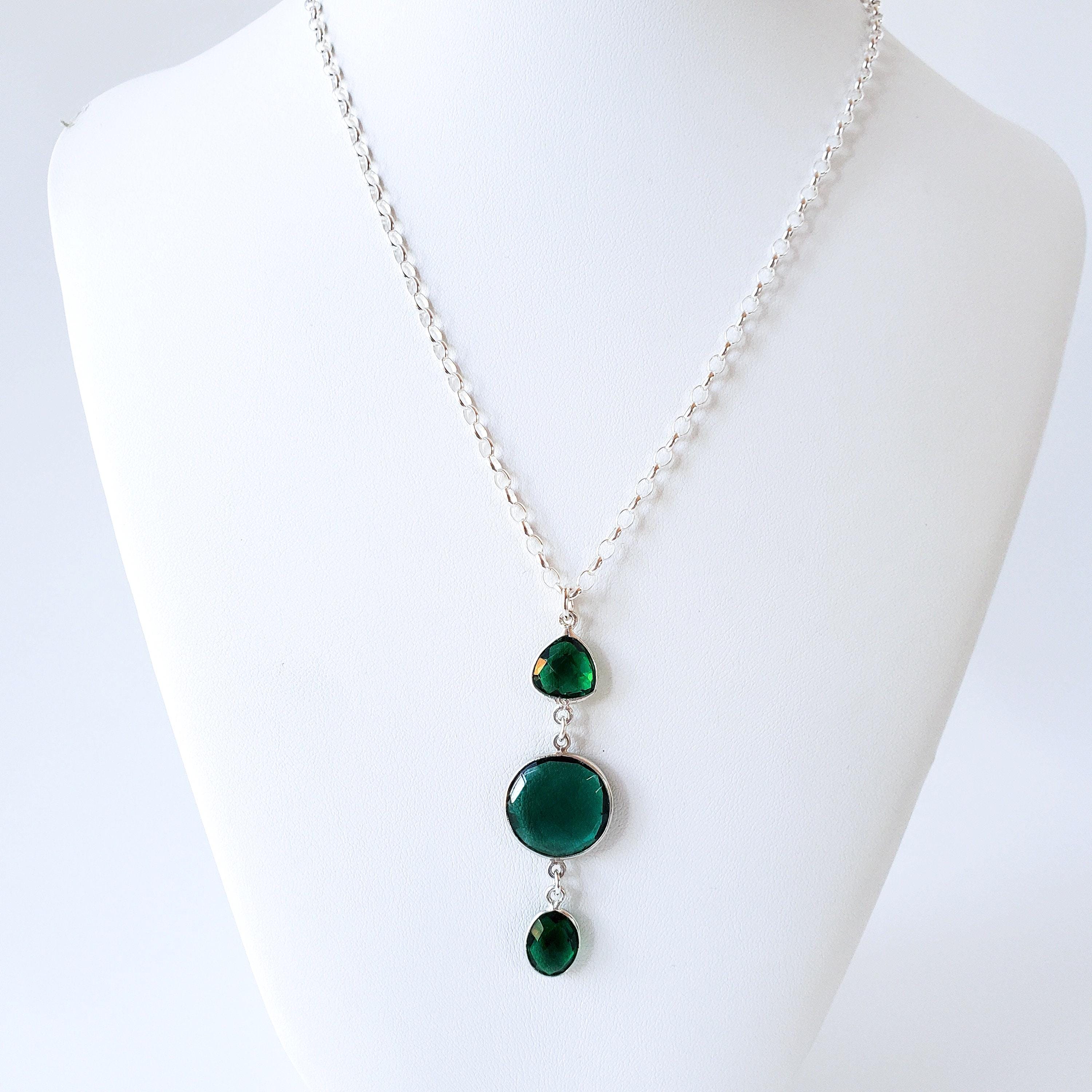 エメラルドグリーンクォーツスターリングシルバーペンダントネックレス