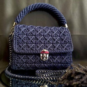 Crochet Pattern, Pdf Digital, Top Handle Small Purse, Crochet Clutch Lilac Shoulder Bag Casual Wear