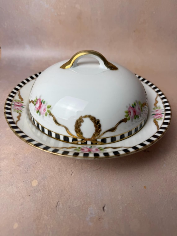 Hand-Painted Nippon Roses, Gold Gilt & Black Stripe Porcelain Cheese Dish | Circa Mid-20th Century Japan