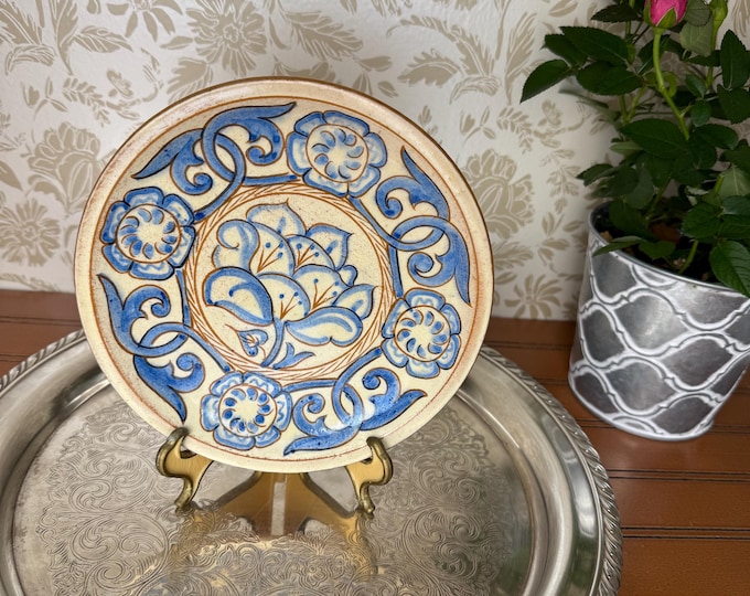 Vintage Sven Törngren Pottery Plate: Mid-Century Scandinavian Folk Art