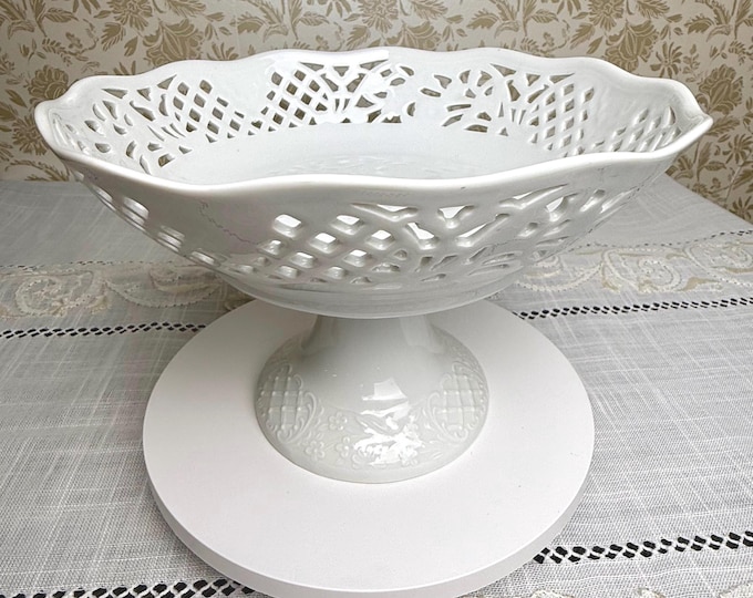 Vintage Oscar de la Renta Pedestal Bowl – Reticulated Fine China