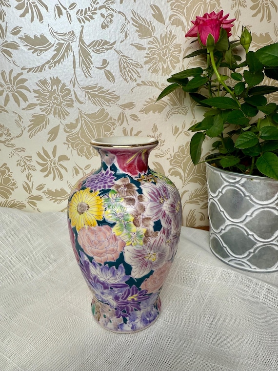 Bright Bloom Decorative Porcelain Vase | Multicolor Floral Design | Vintage-Inspired Display Vase