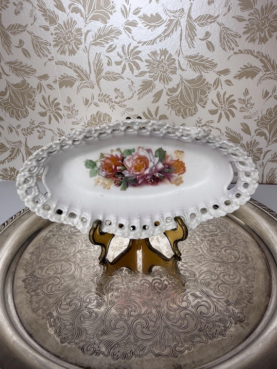 Vintage German Porcelain Dish with Reticulated Edge & Hand-Painted Roses – Late 1800s/Early 1900s