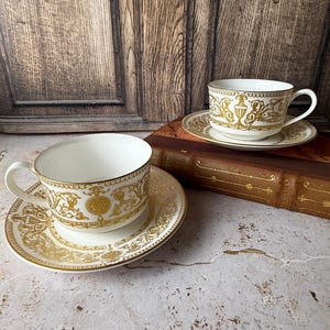 Royal Worcester Hyde Park - Etsy