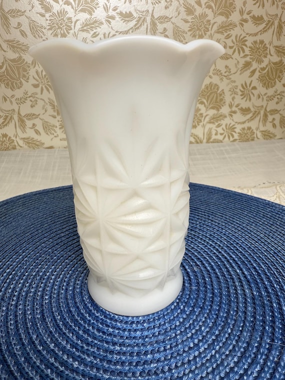 Vintage Mid-Century Milk Glass Vase | Starburst Pattern | White Pressed Glass Collectible | 5.75” Tall