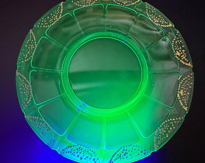 Vintage Uranium Glass Plates – Royal Lace, Swag & Depression-Era Dish – 1930s