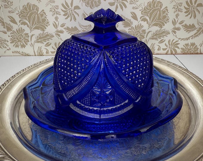 Vintage Cobalt Blue Pressed Glass Butter Dish – Lidded Dome Mid-Century Elegance