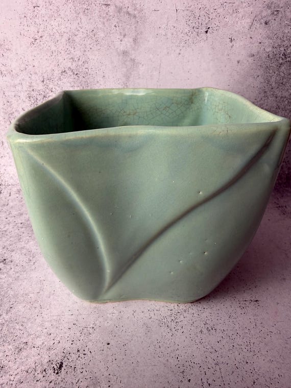 Vintage RRP Roseville Planter – Seafoam Green Mid-Century Pottery with Faceted Leaf Design
