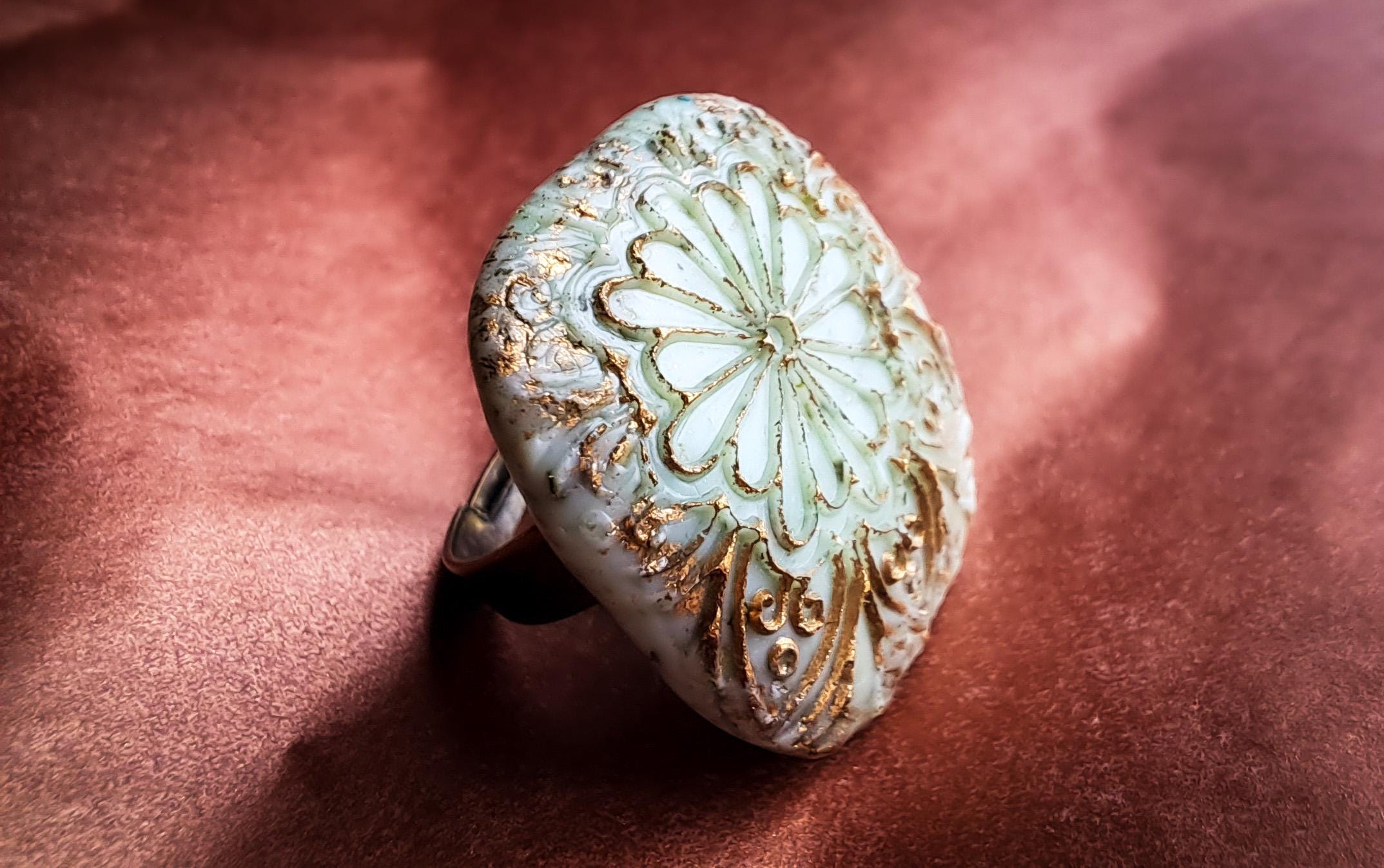 Bague Vintage Plaquée Or Signée - Taille 56 (équivalent Environ 7 FR), élégante Et Rare