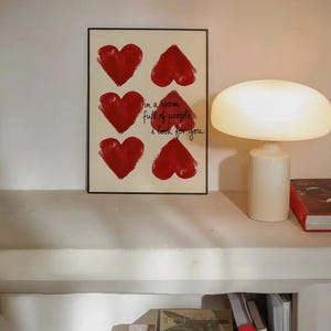 En una habitación llena de gente te busco a ti. Lámina con cita en rosa, tipografía retro manuscrita, decoración femenina estilo Y2K para dormitorio universitario, arte de pared para encima de la cama (sin marco). imagen 8