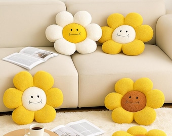 Flower Plush Pillow – Soft Decorative Cushion