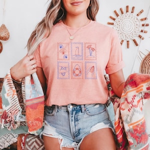 Strand Postkarte Stempel T-Shirt, Minimal Sommer Icons T-Shirt, Retro Küsten Urlaub Shirt, süße Reise Grafik, Geschenk für Sie, Sommer Vibes