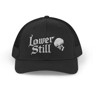 Gothic Skull Snapback Trucker Cap, Edgy Headwear for Festivals, Gifts for Musicians, Streetwear Accessory, Alternative Fashion Hat