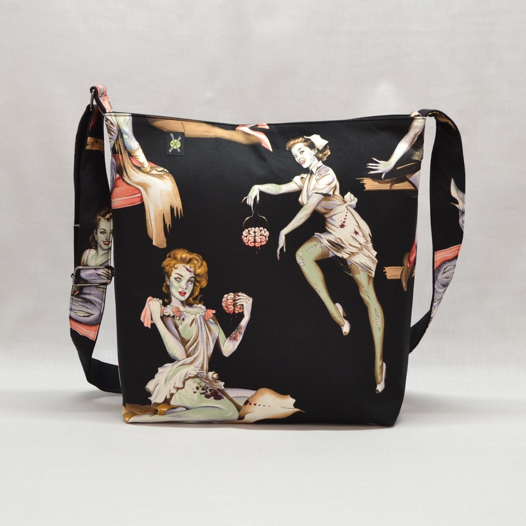Zombie Brain Halloween Pattern Print Crossbody Bags