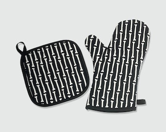Skeleton Bone Stripe Oven Mitt or Pot Holder, Black and White
