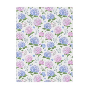 Hydrangea Minky Blanket, Hydrangea Blanket, Baby Shower Blanket, Nursery Blanket, Flower Blanket, Floral Blanket, Cottagecore Blanket afbeelding 2