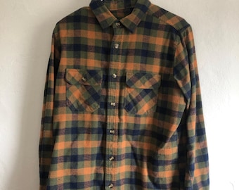 Men&#39;s Flannel Shirt - Amnesia - Medium - Skateboarding - Excellent Condition - Button Pocket